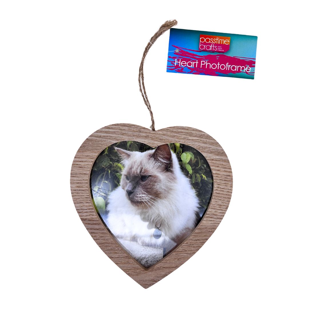 Wooden Heart Hanging Frame