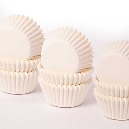 Medium WHITE Greaseproof Paper Baking Cups (100 pack) - 35mm Base