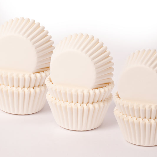 Medium WHITE Greaseproof Paper Baking Cups (100 pack) - 35mm Base
